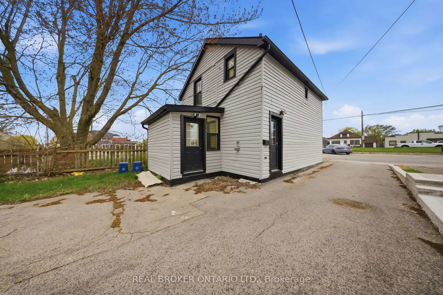 129 Durham Street photo 3