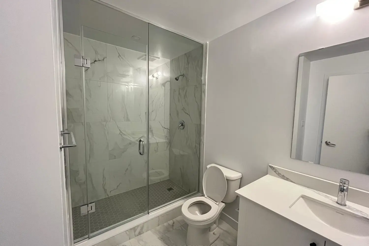 3 Bancroft Lane 219 photo 5