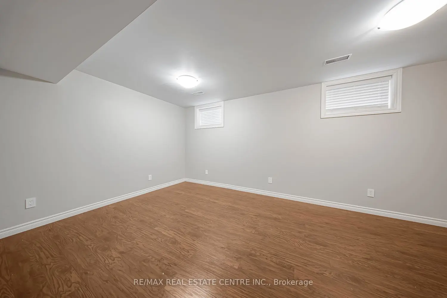 Additional image 16 of 864 Frontenac Crescent