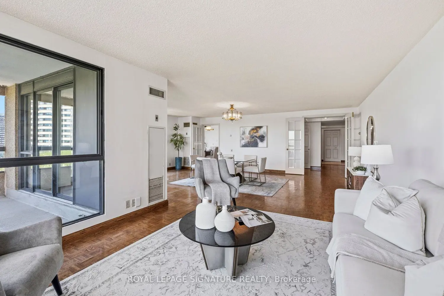 3 Concorde Place 805