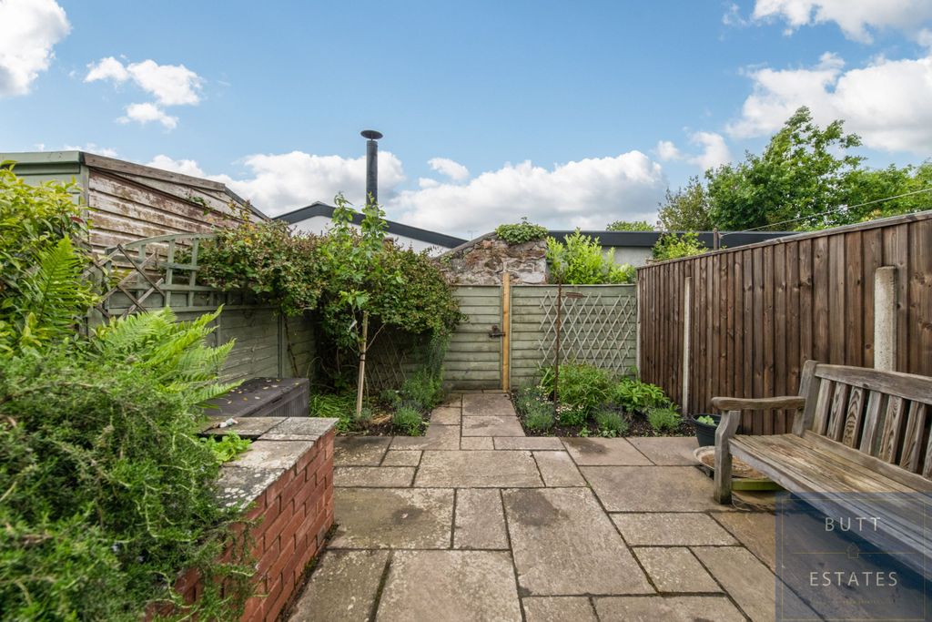 Additional image 6 of 2 bed terraced house for saleBalmoral Gardens, Topsham, Exeter EX3