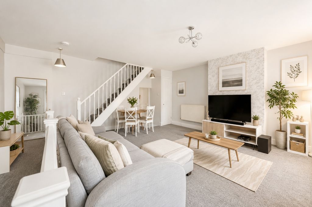Additional image 2 of 2 bed flat for saleMarlborough Street, Faringdon, Oxfordshire SN7