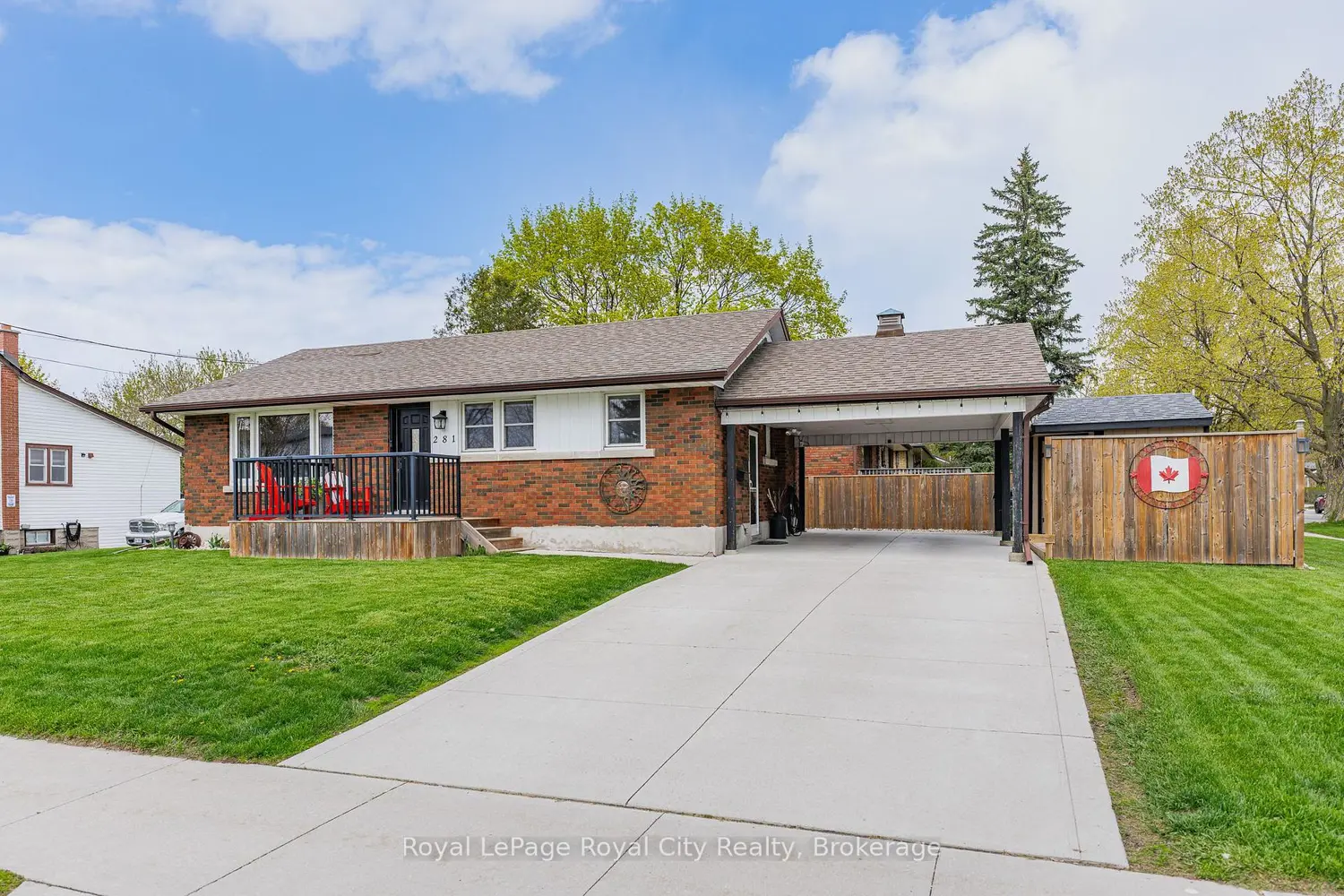 281 Metcalfe Street photo 2