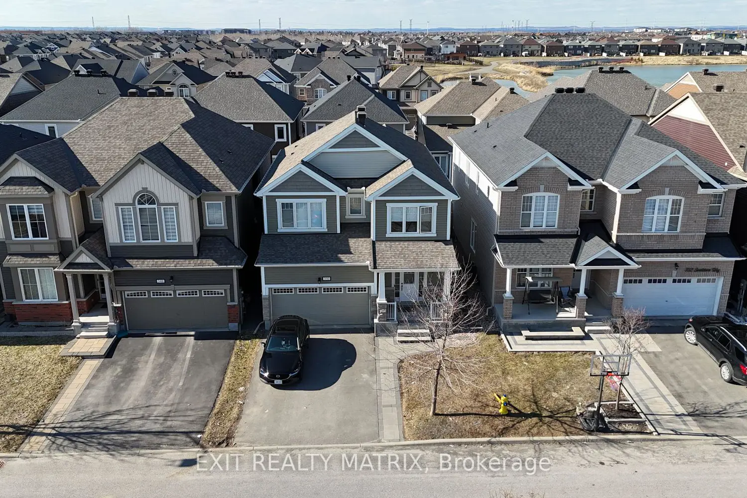 350 Sweetclover Way photo 3