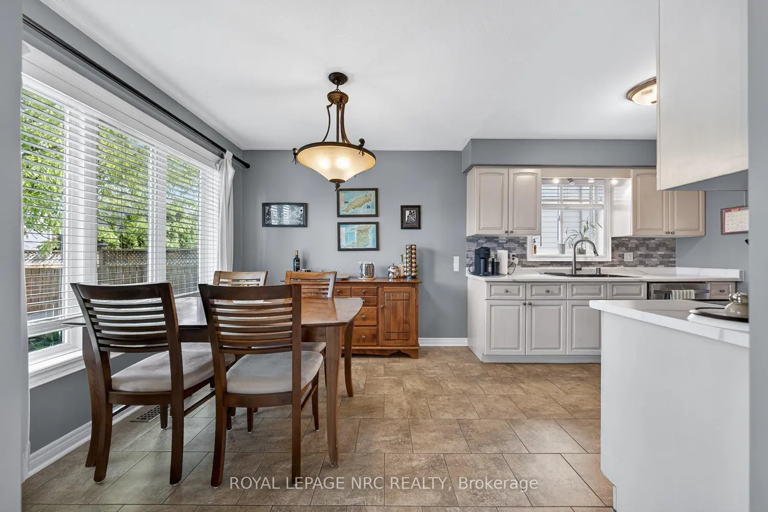 1052 Vansickle Road photo 4
