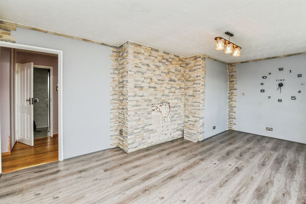 Additional image 9 of 2 bed flat for saleCoronation Road, Frome BA11