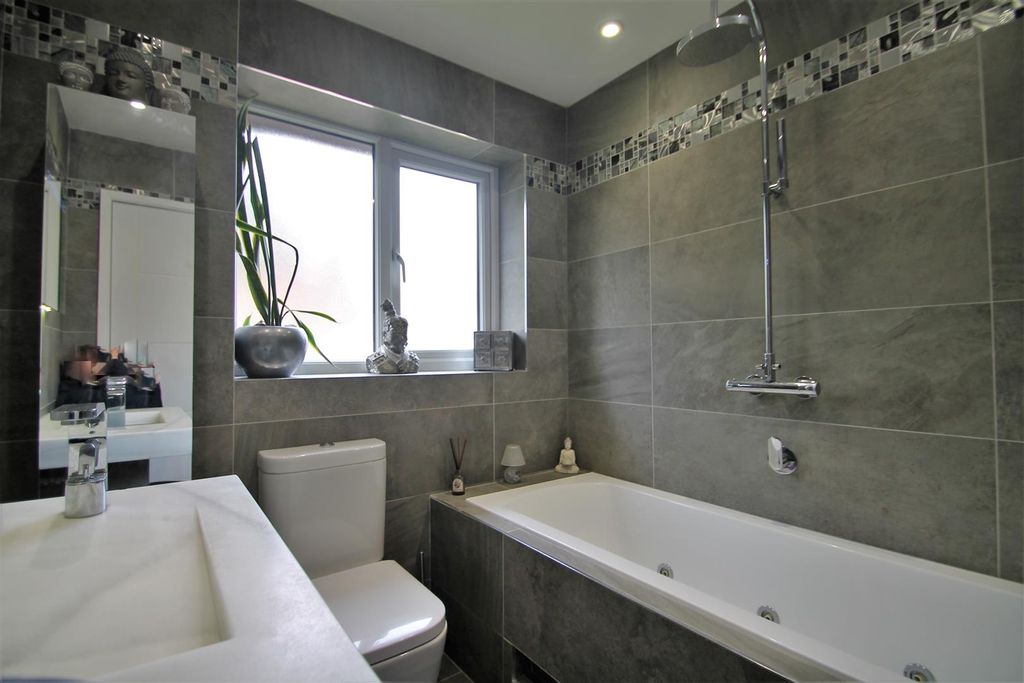 Additional image 16 of 3 bed detached house for saleThe Avenue, Gravesend DA11