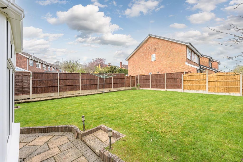 Additional image 18 of 5 bed detached house for saleCampion Grove, Halesowen B63