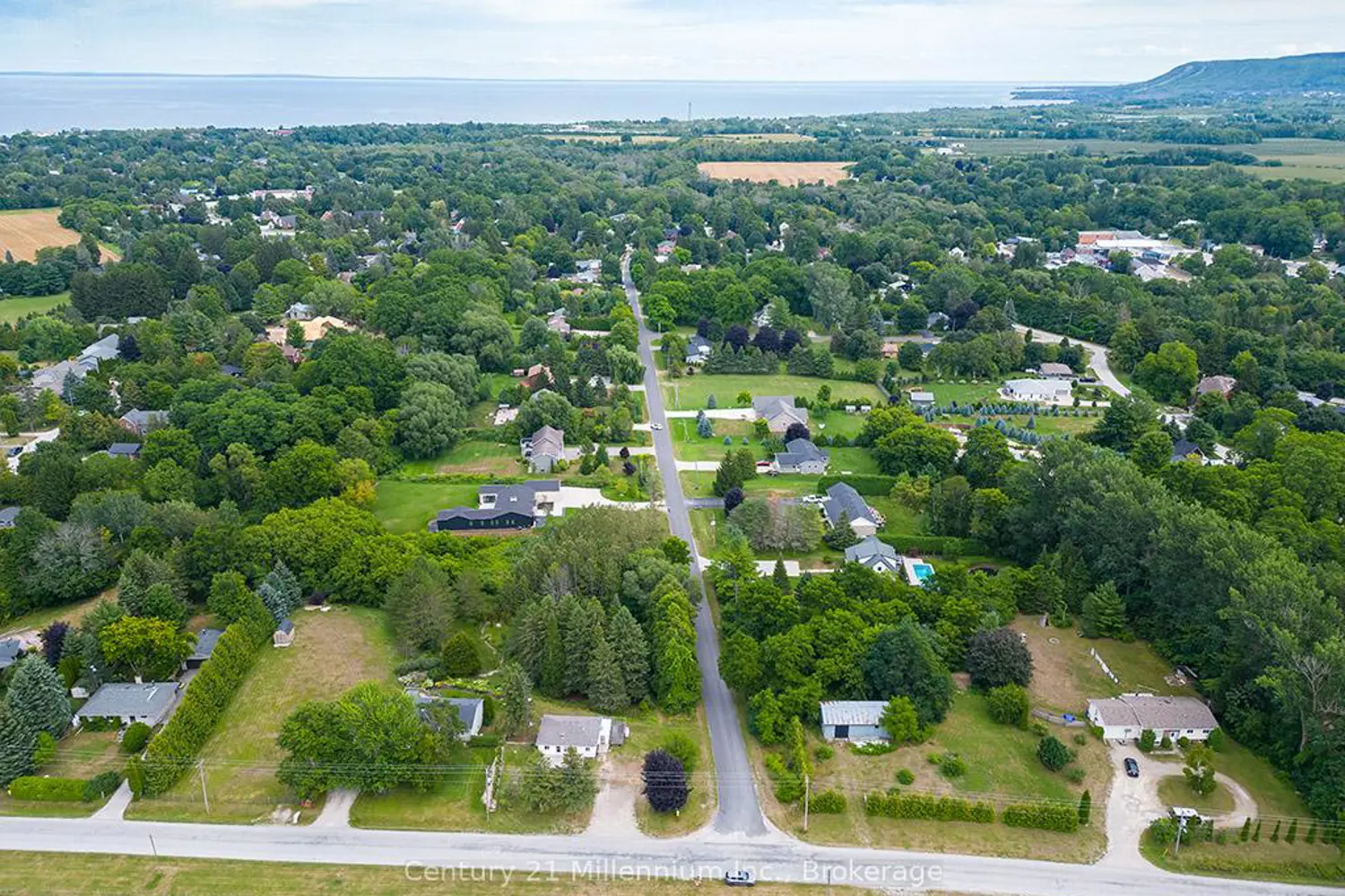 Additional image 13 of 417047 Tenth Line