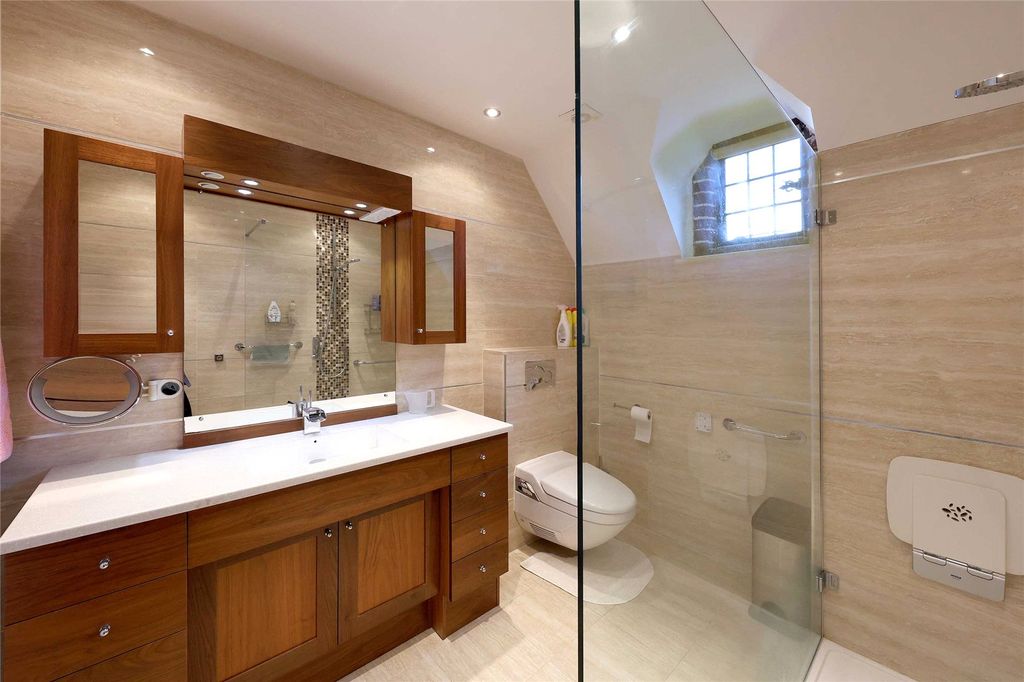 Additional image 11 of 11 bed detached house for saleSt. Huberts Lane, Gerrards Cross, Buckinghamshire SL9