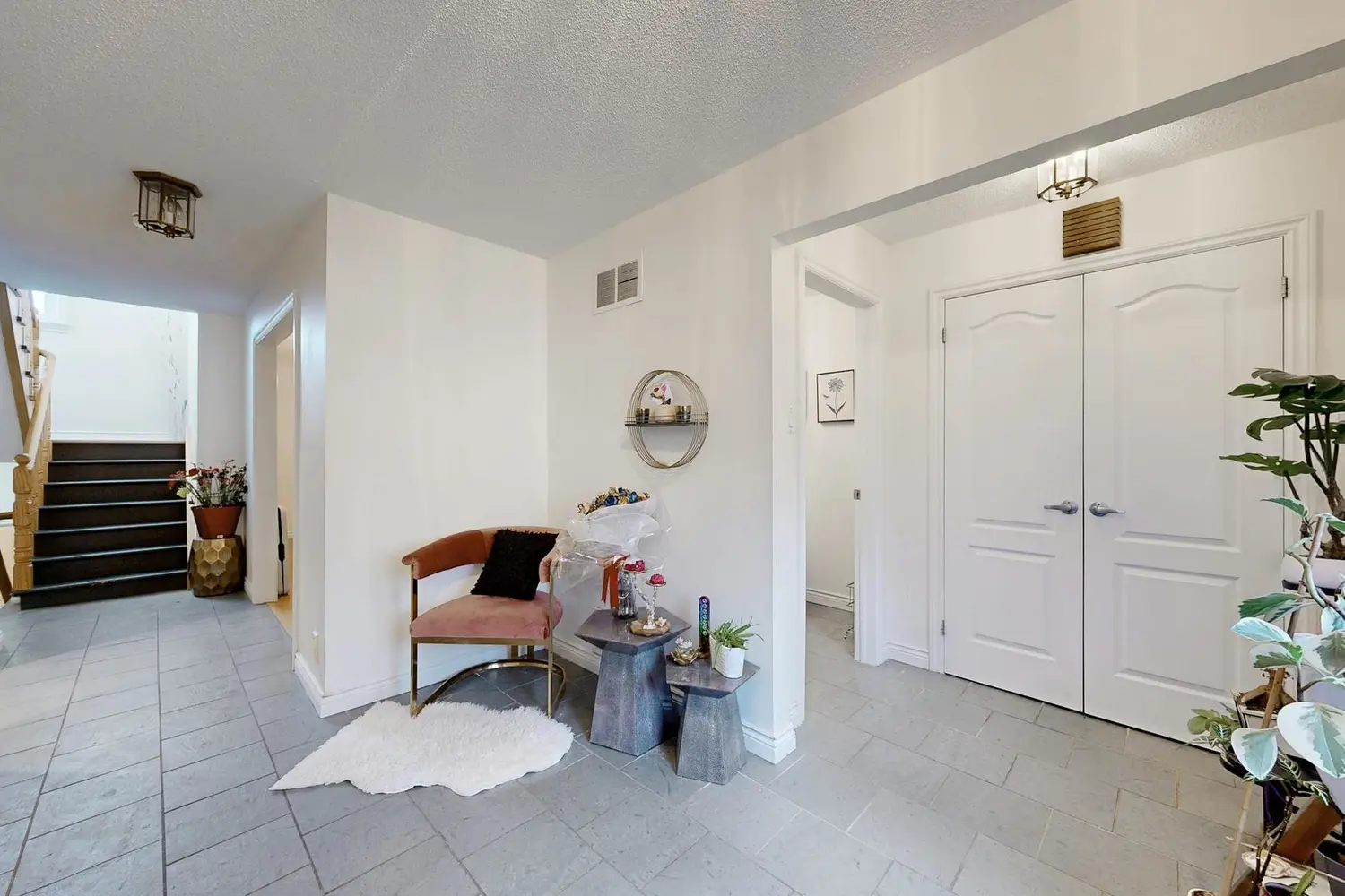 195 Rumble Avenue photo 3