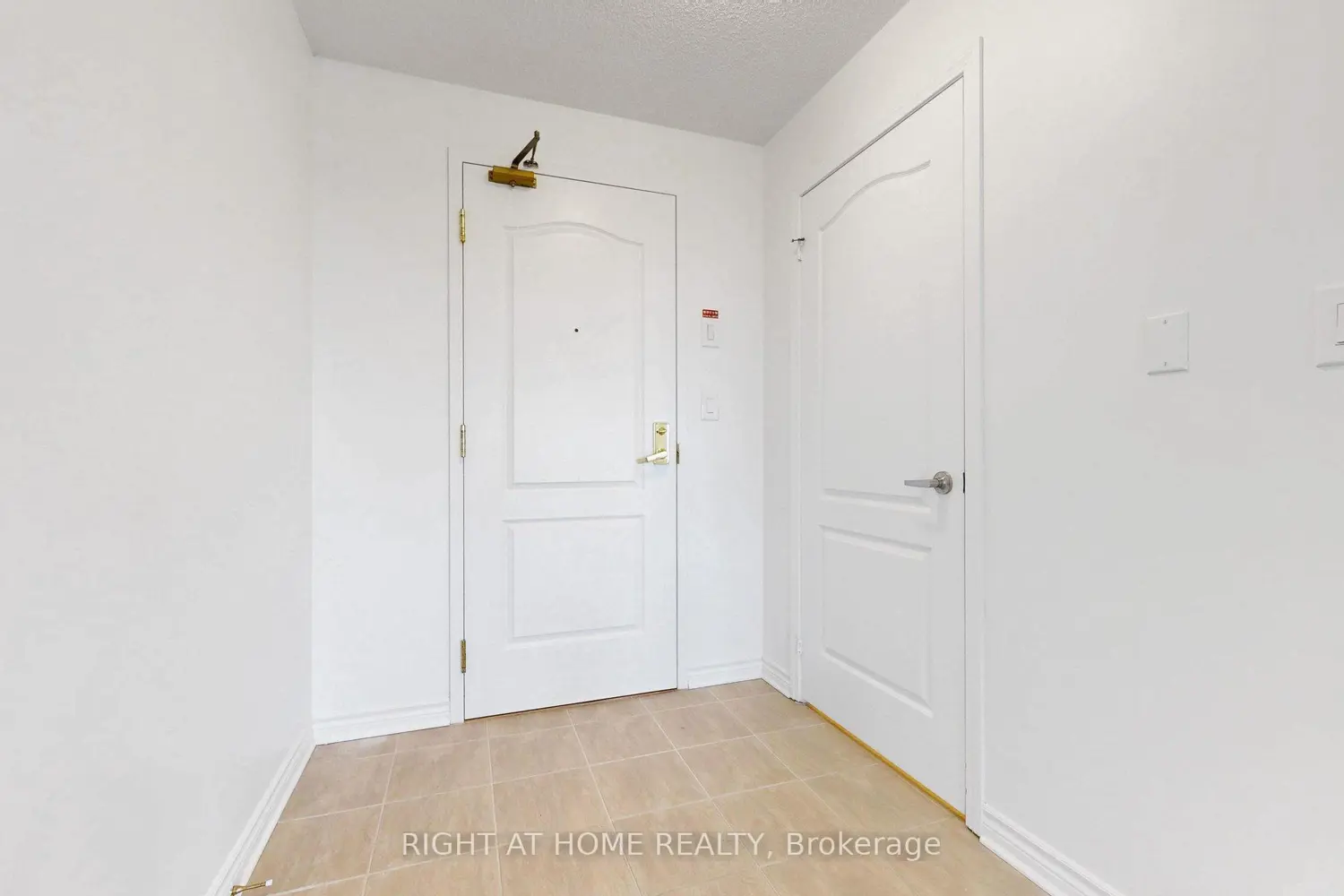 Additional image 4 of 2020 Mcnicoll Avenue 807