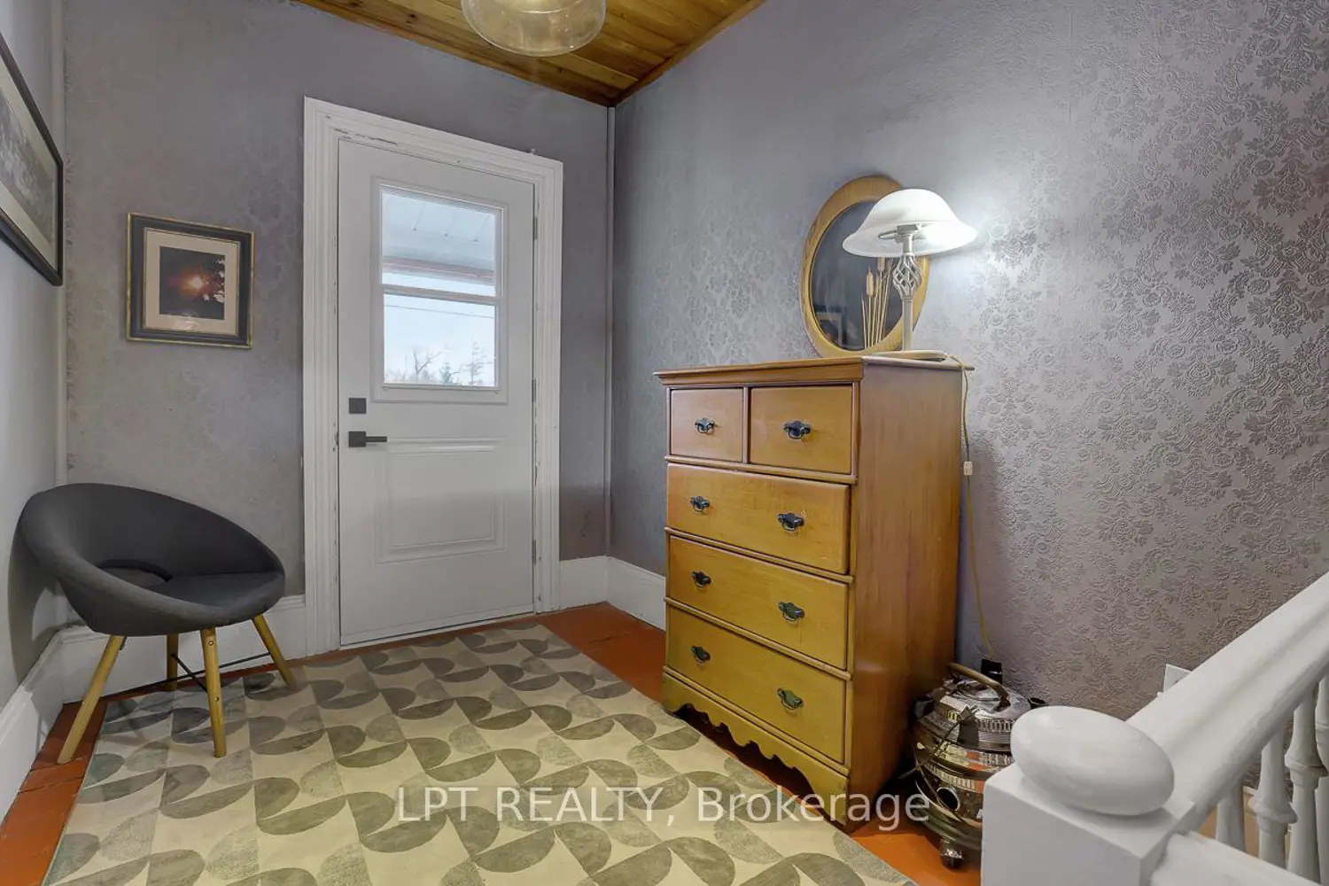 Additional image 9 of 8197 Victoria Street