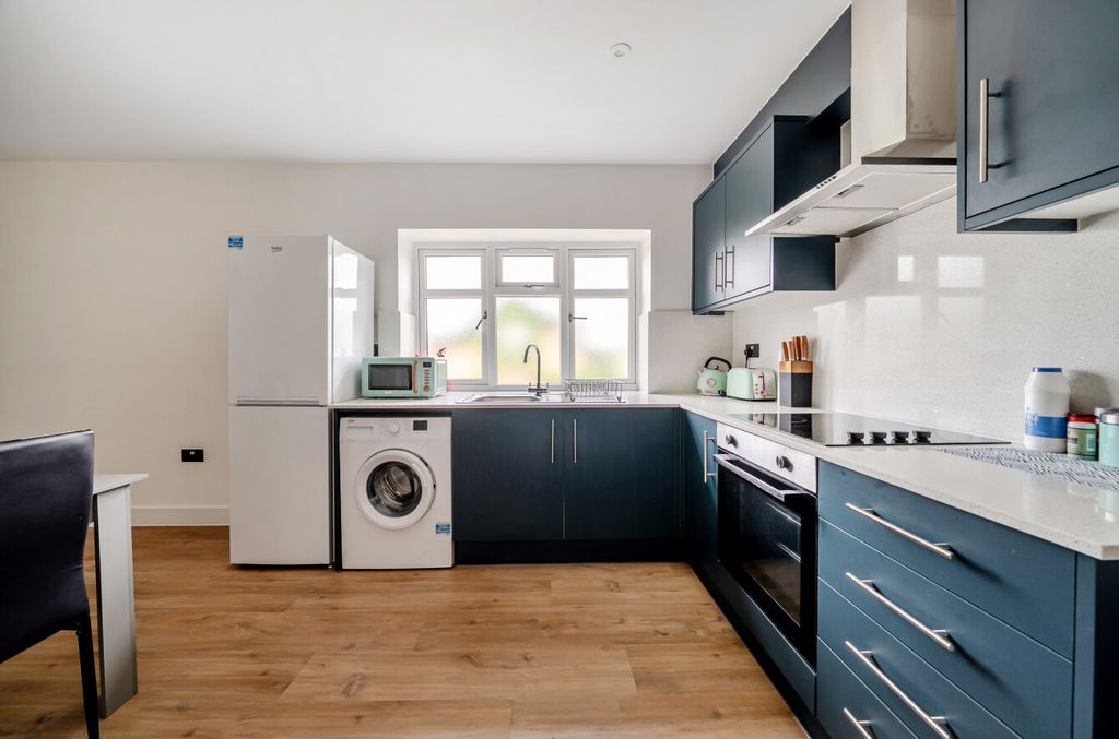 Additional image 2 of Property for saleHighlands Road, Fareham, Hampshire PO15