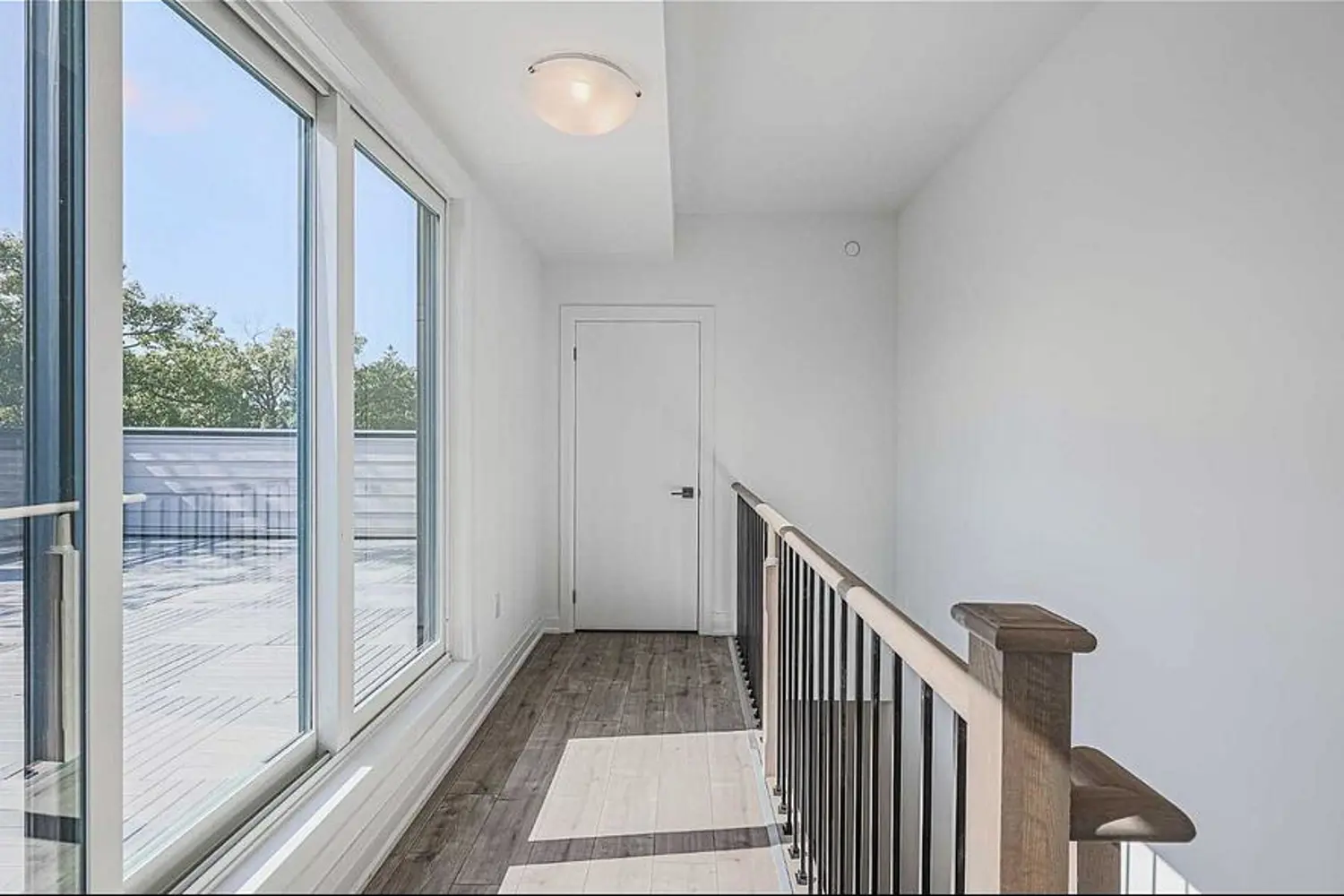 Additional image 11 of 28 Marina Avenue 23