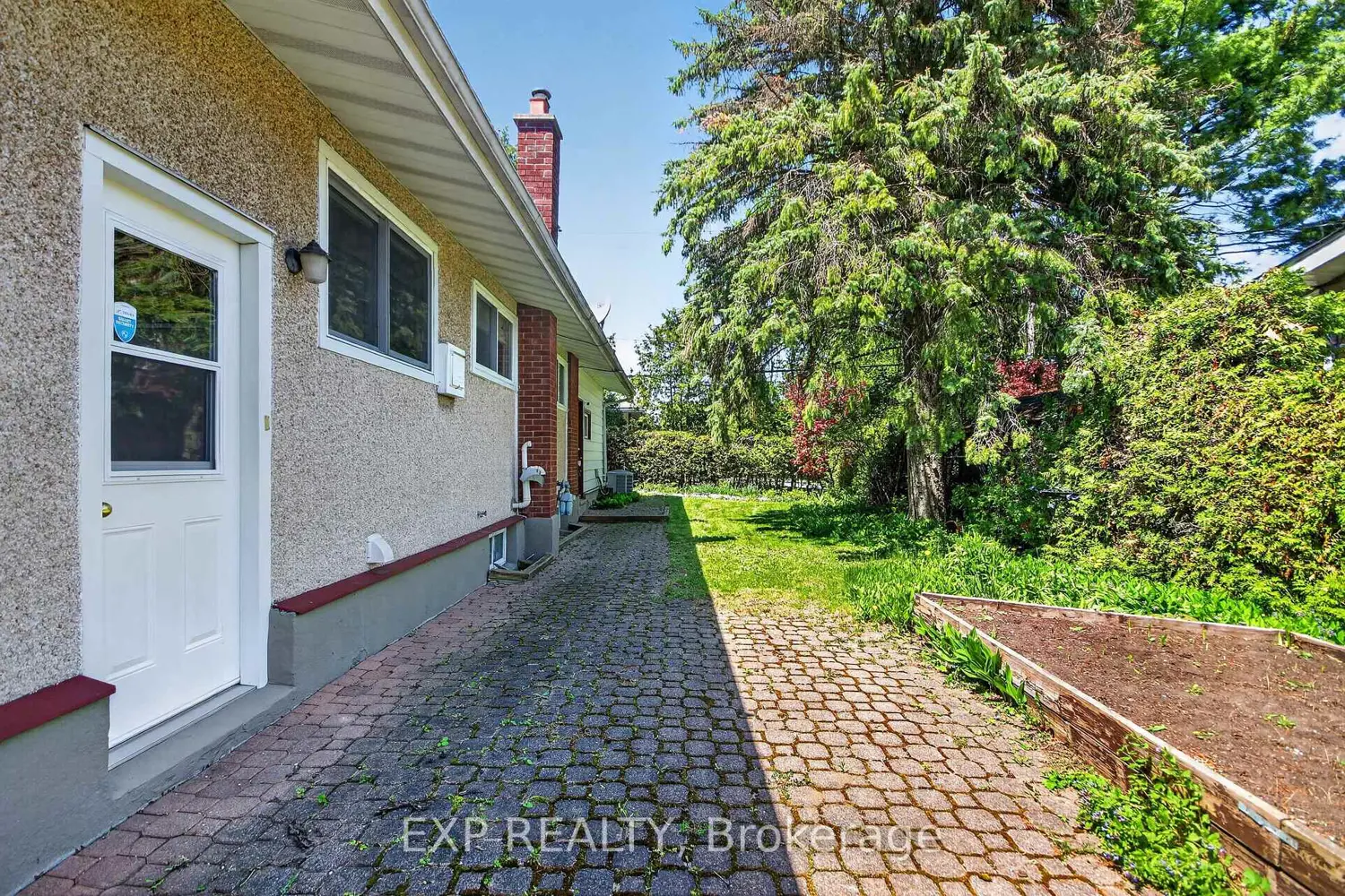 Additional image 18 of 31 Barlyn Avenue