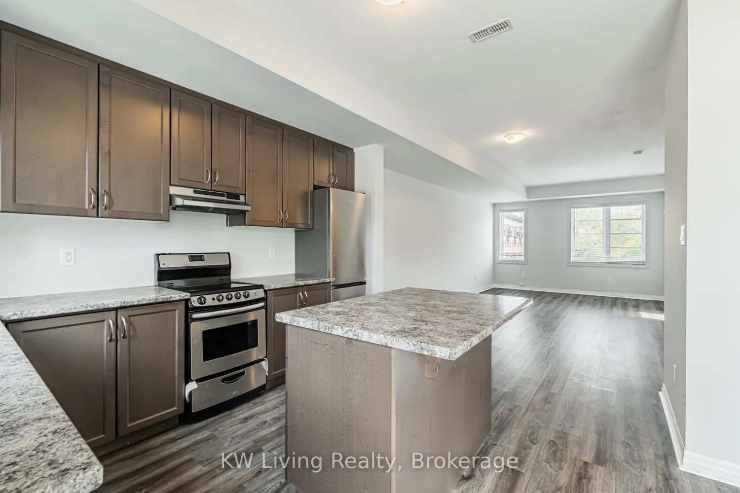 70 Plains Road 18 photo 4