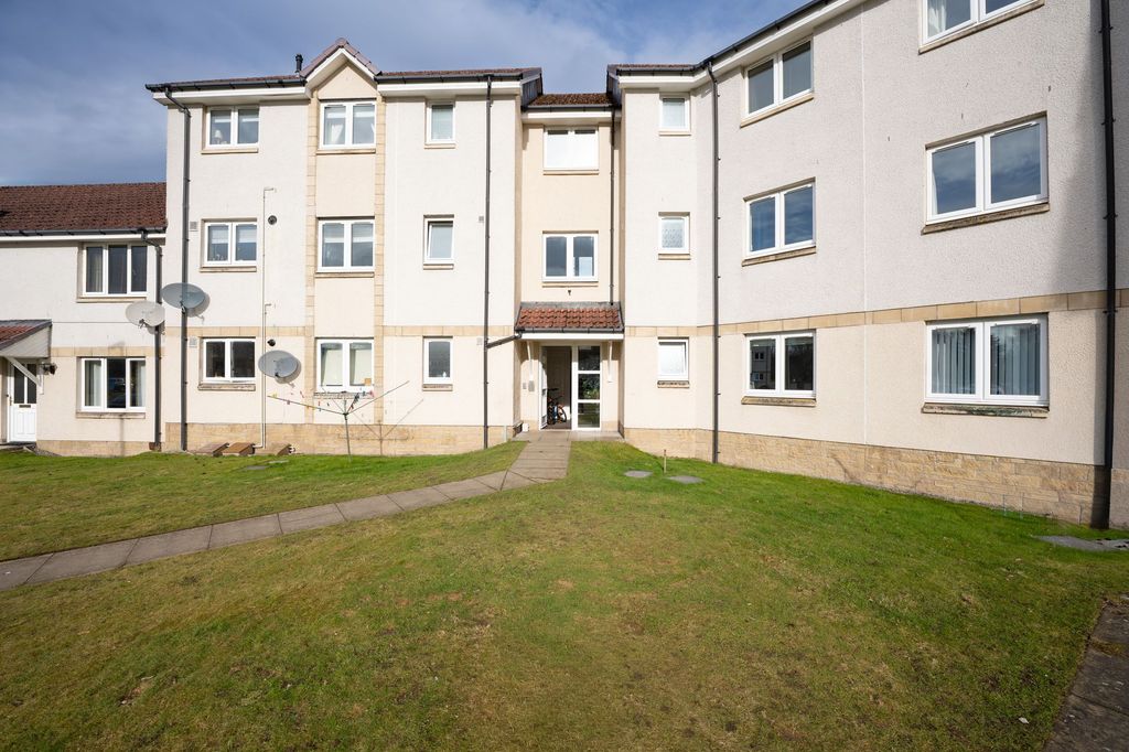 2 bed flat for saleCulduthel Mains Court, Culduthel IV2
