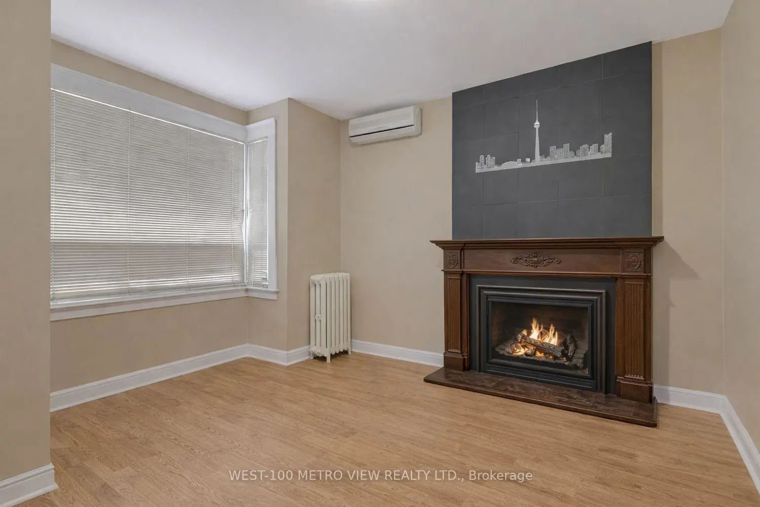 Additional image 2 of 1733 Dufferin Street