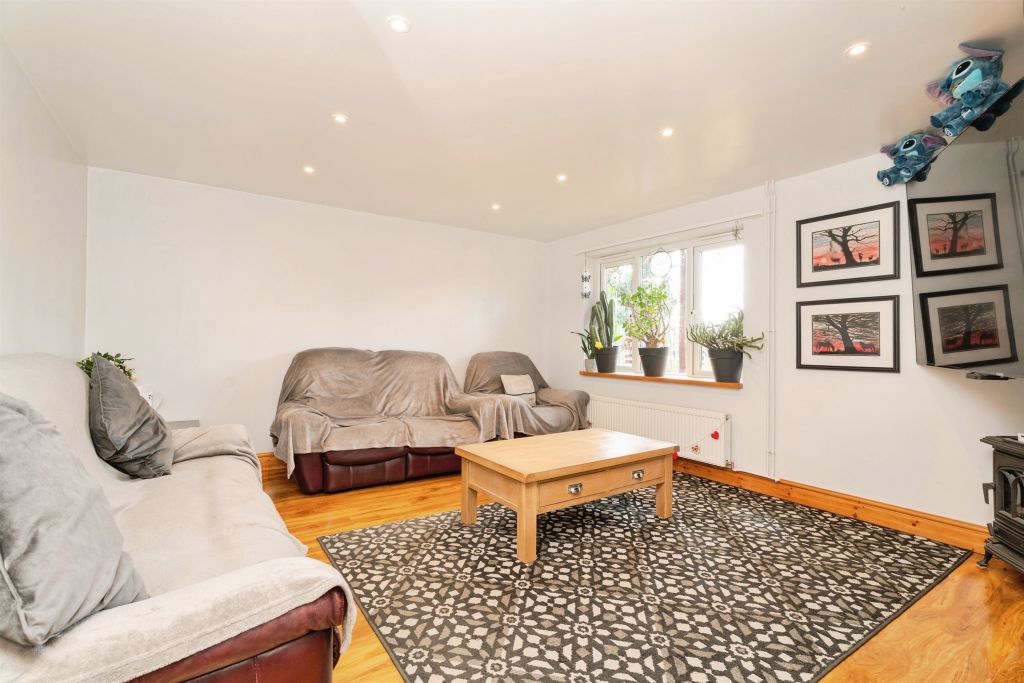 Additional image 5 of 4 bed semi-detached house for saleLancaster Avenue, Fakenham NR21