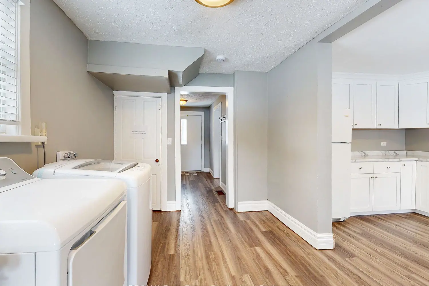 690 8Th Street photo 4