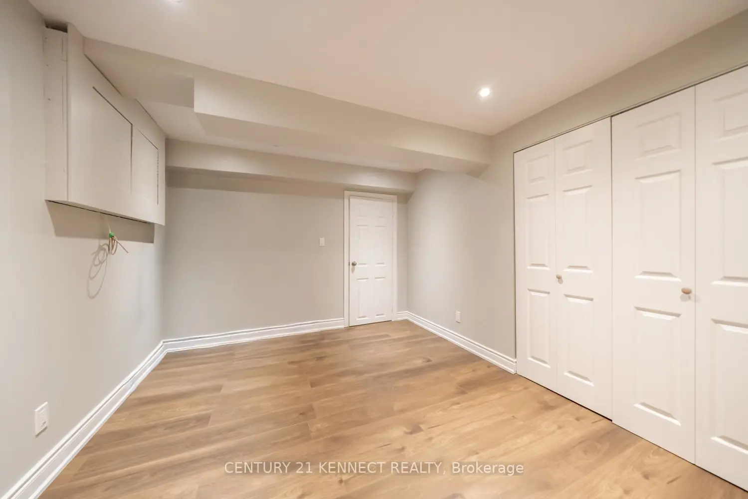 Additional image 18 of 805 Playter Crescent