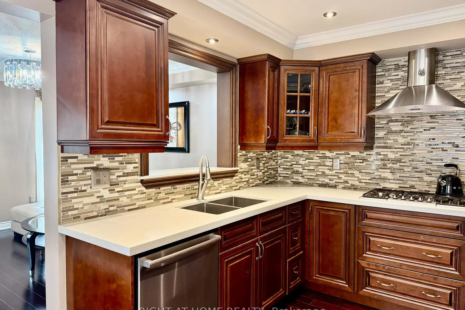 129 Four Seasons Crescent