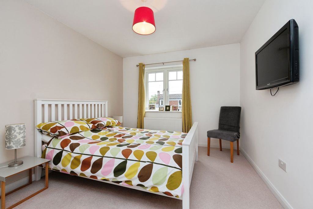 Additional image 16 of 3 bed detached house for saleBack Lane, Bucks Horn Oak, Farnham GU10