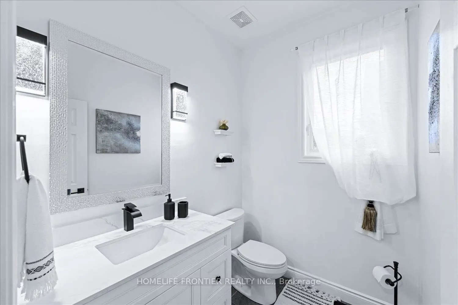 1664 Moyer Avenue photo 4