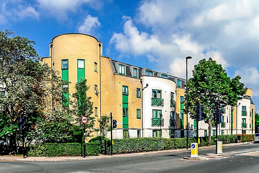 2 bed flat for saleGreenford Road, Greenford UB6