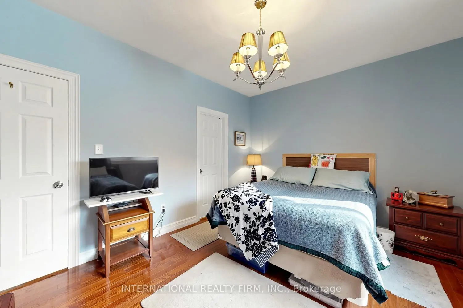 Additional image 6 of 14 Stuart Avenue