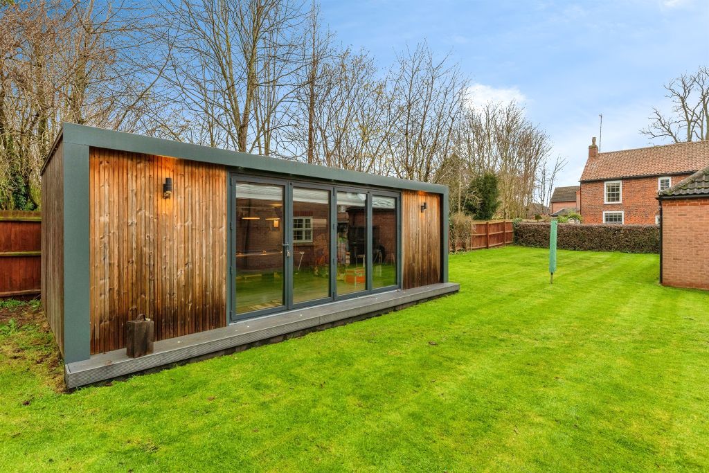 Additional image 24 of 5 bed detached house for saleKings Gardens, Gonerby Hill Foot, Grantham NG31