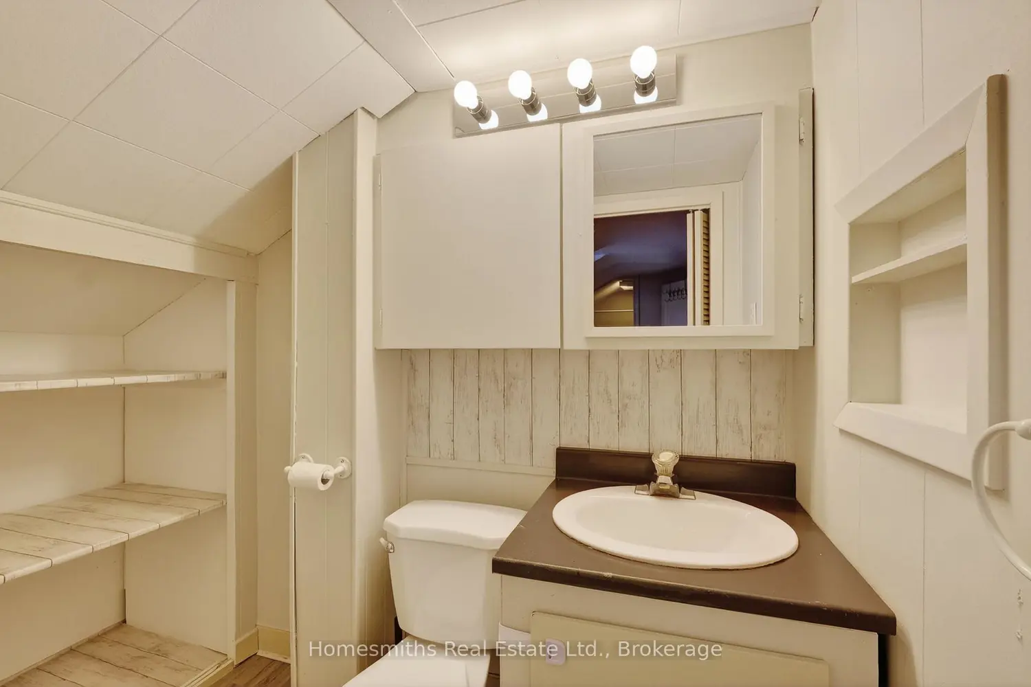 8766 Danforth Road photo 5