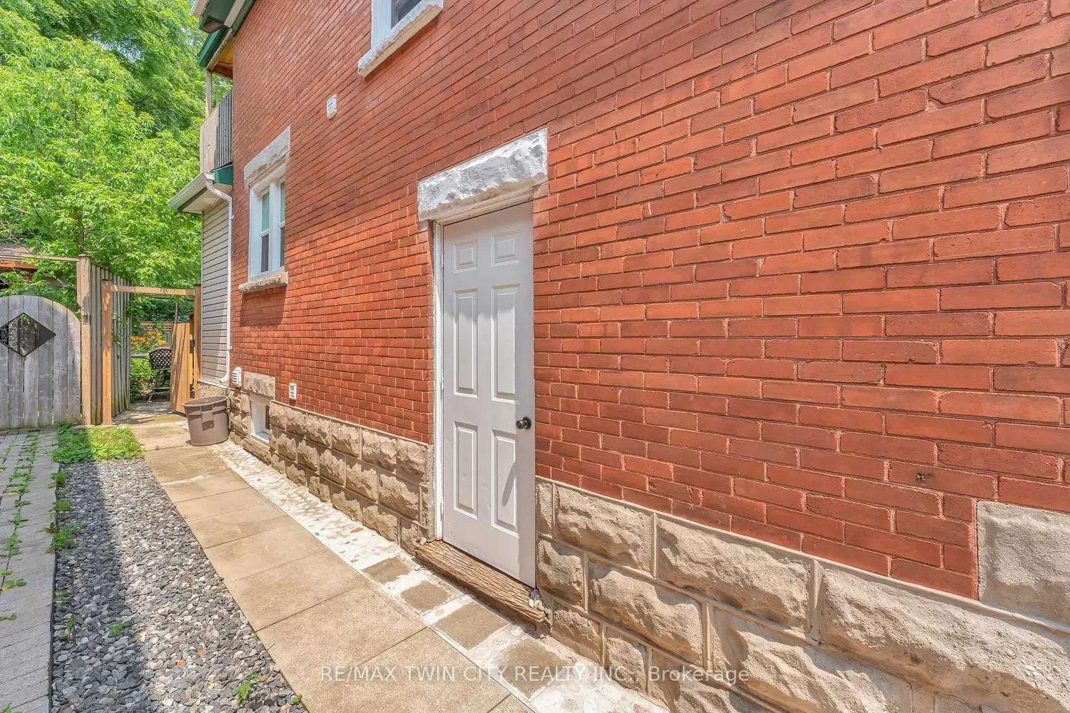 Additional image 18 of 42 Shanley Street