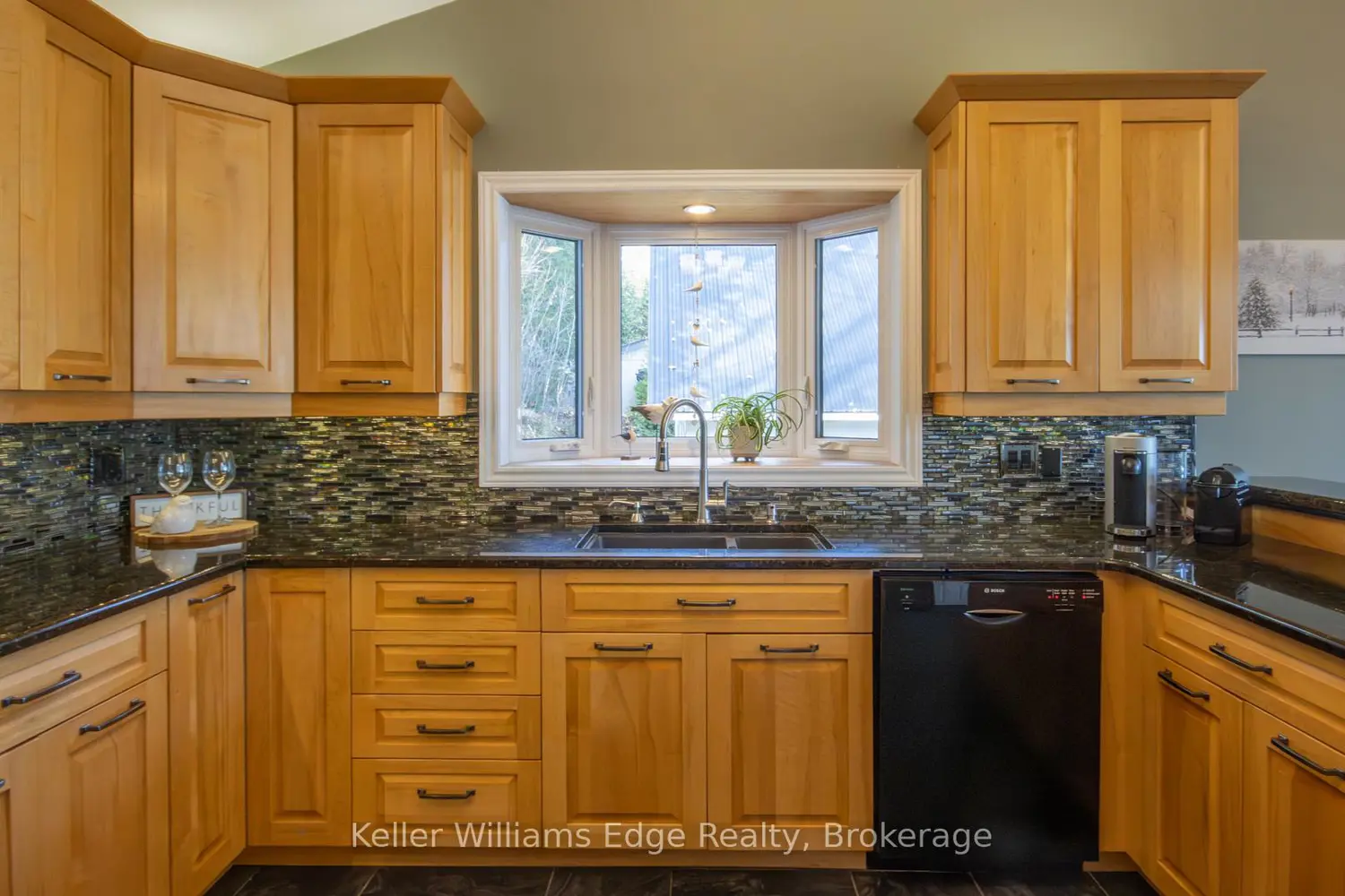 43 Lakeshore Drive photo 4