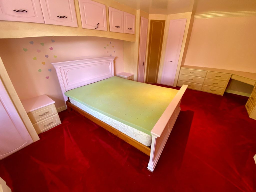 Additional image 23 of 6 bed detached house for saleManthorpe Road, Grantham NG31