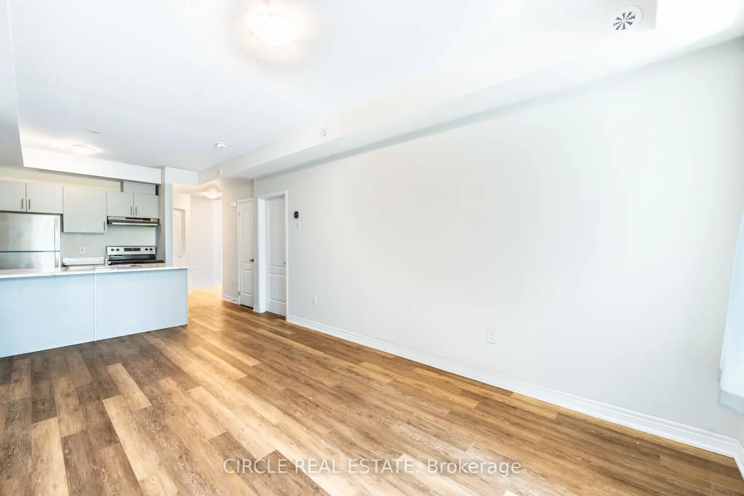 Additional image 8 of 5016 Serena Drive 7