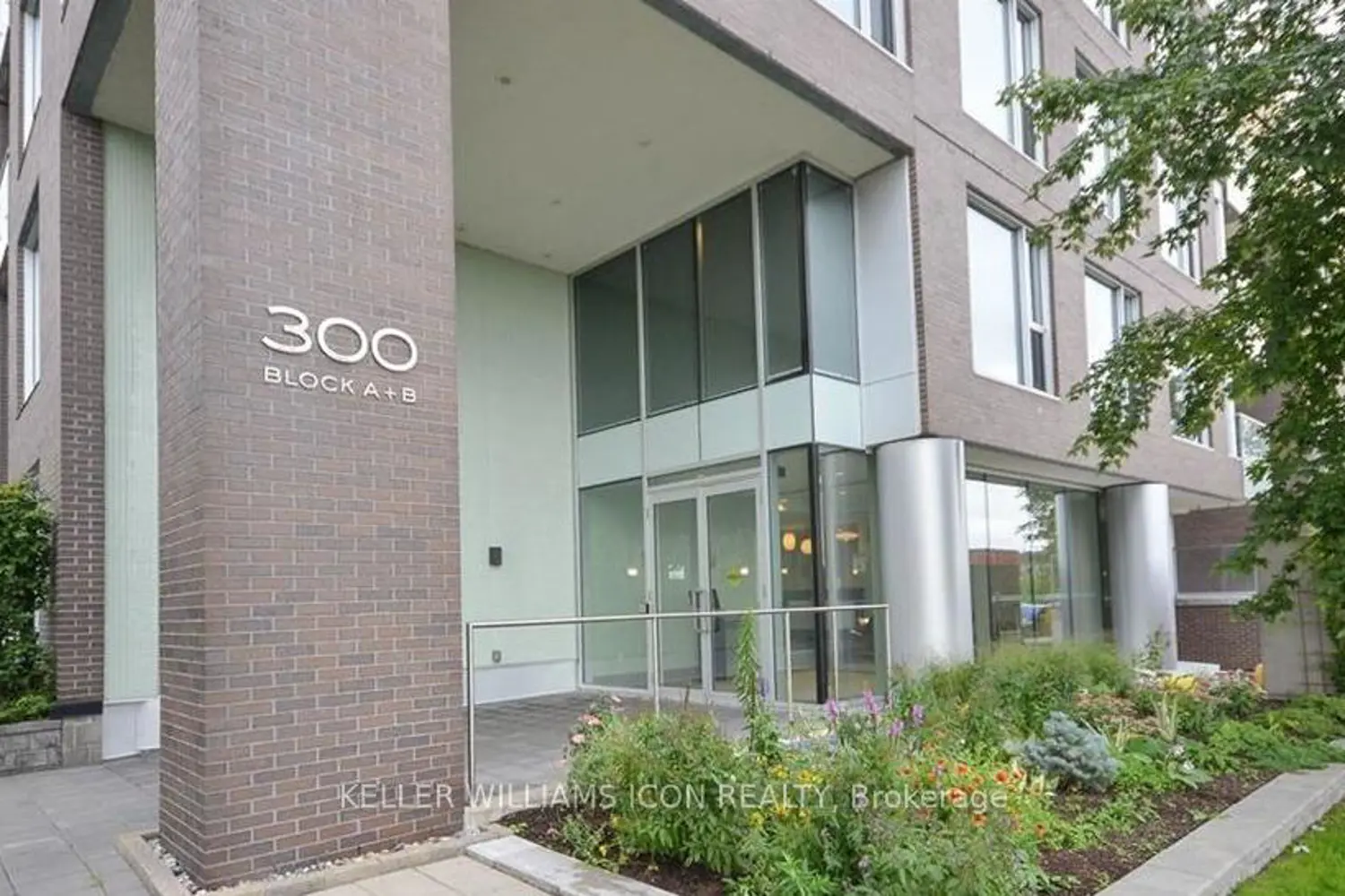 300A Lett Street 206 photo 3