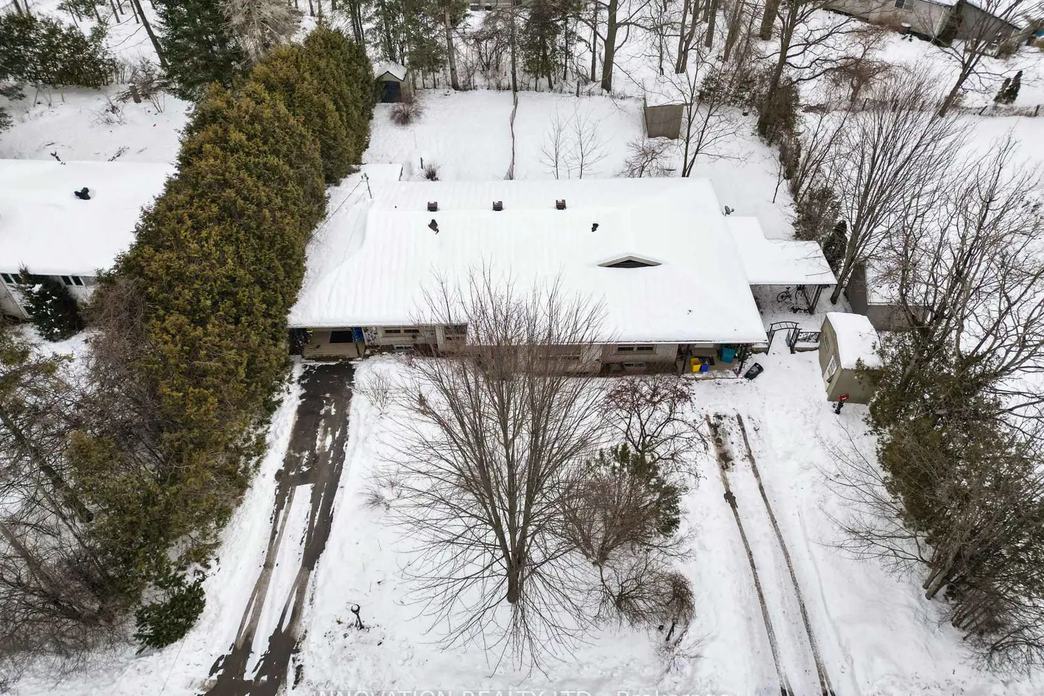 11 & 13 Bayview Crescent photo 2