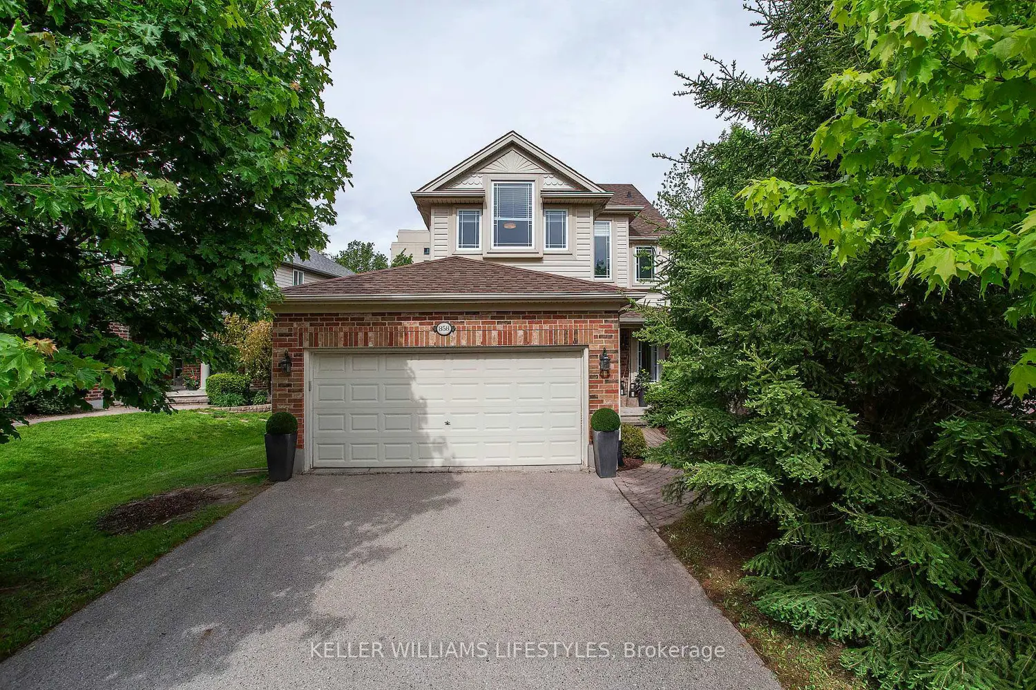 858 Sandcherry Street