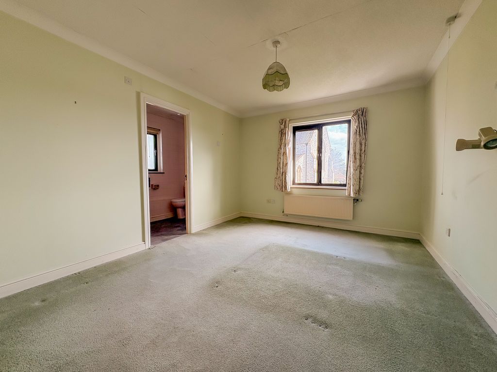 Additional image 9 of 2 bed flat for saleExe Street, Topsham, Exeter EX3