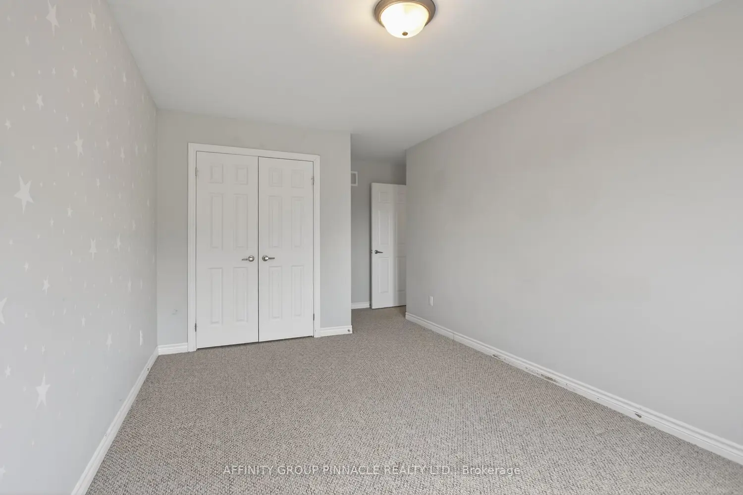 Additional image 14 of 31 Ellis Crescent