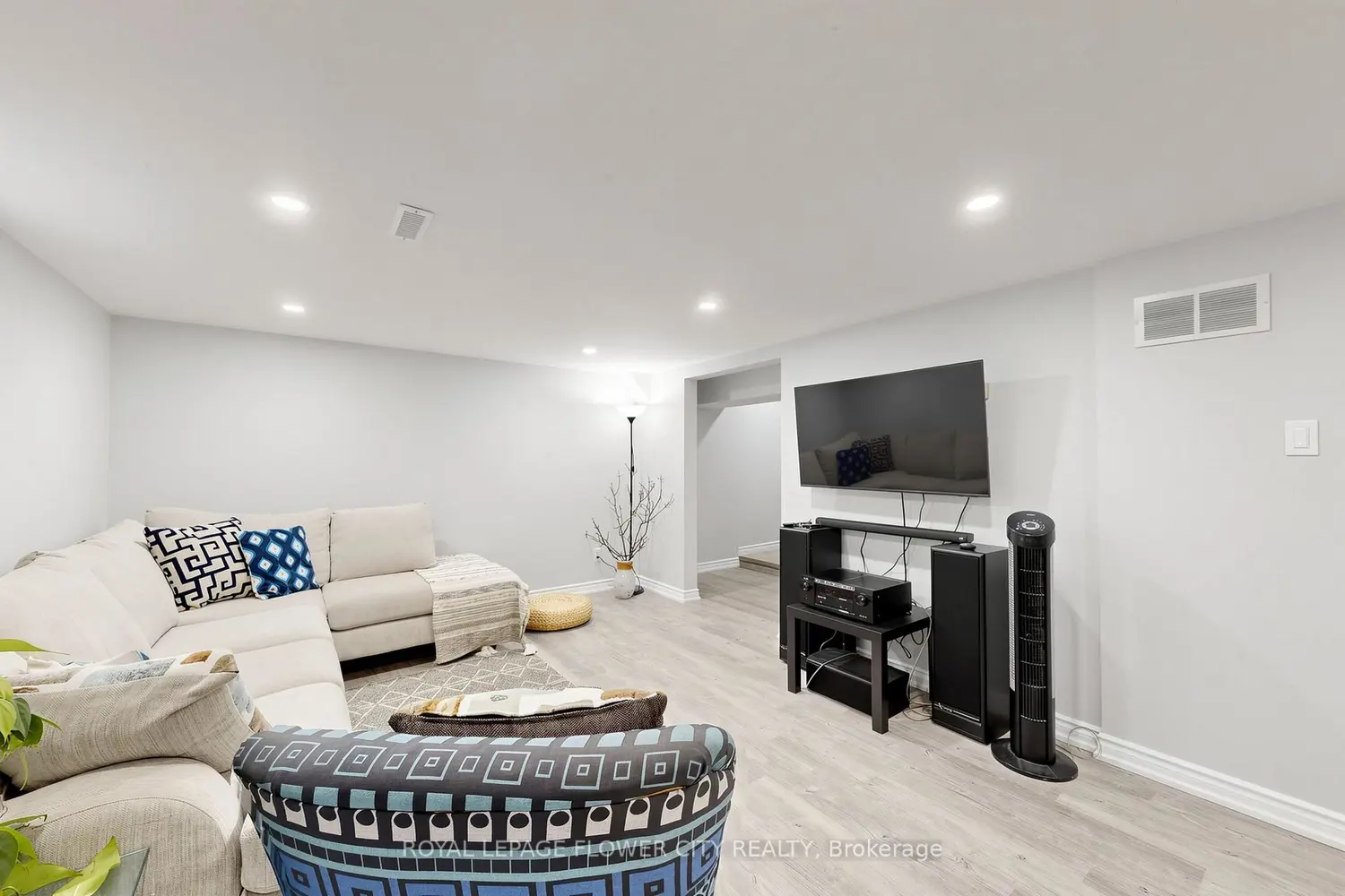 Additional image 10 of 206 Mcmurchy Avenue