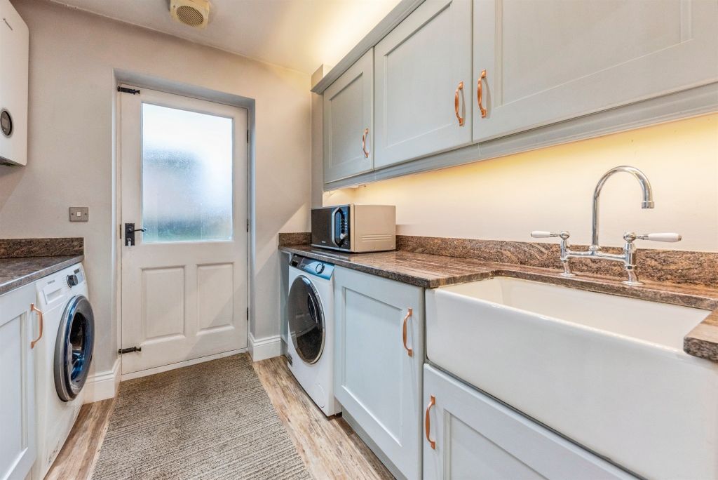 Additional image 9 of 5 bed detached house for saleKings Gardens, Gonerby Hill Foot, Grantham NG31