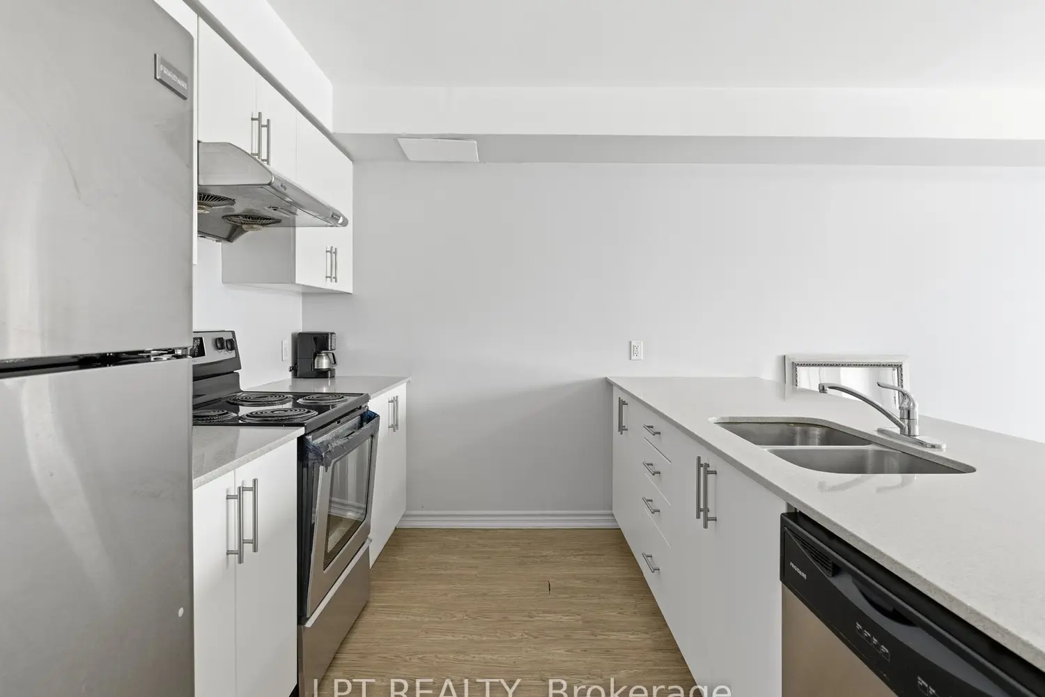 244 Penetanguishene Road 4