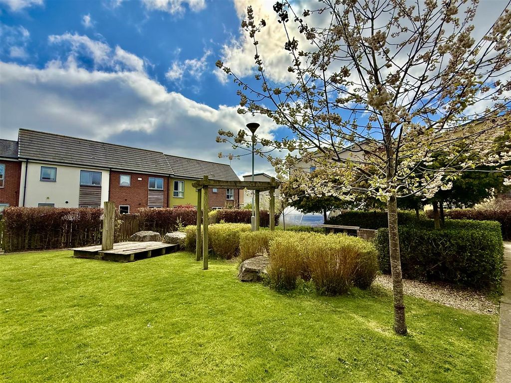 Additional image 20 of 4 bed town house for saleAsh Street, Gateshead NE8