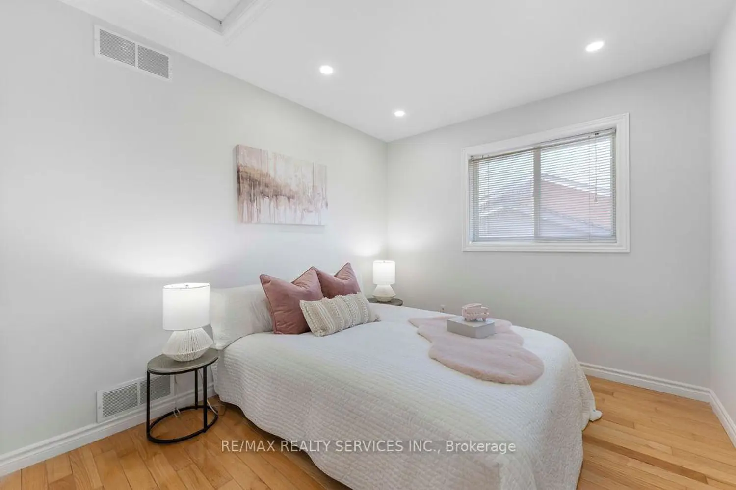 Additional image 16 of 254 Old Mosley Street