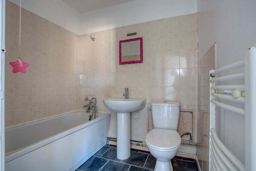 Additional image 7 of 1 bed flat for salePrinces Road, Felixstowe IP11