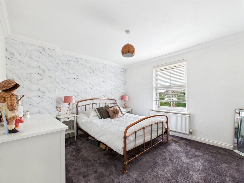 Additional image 9 of 4 bed detached house for salePrinces Road, Felixstowe, Suffolk IP11