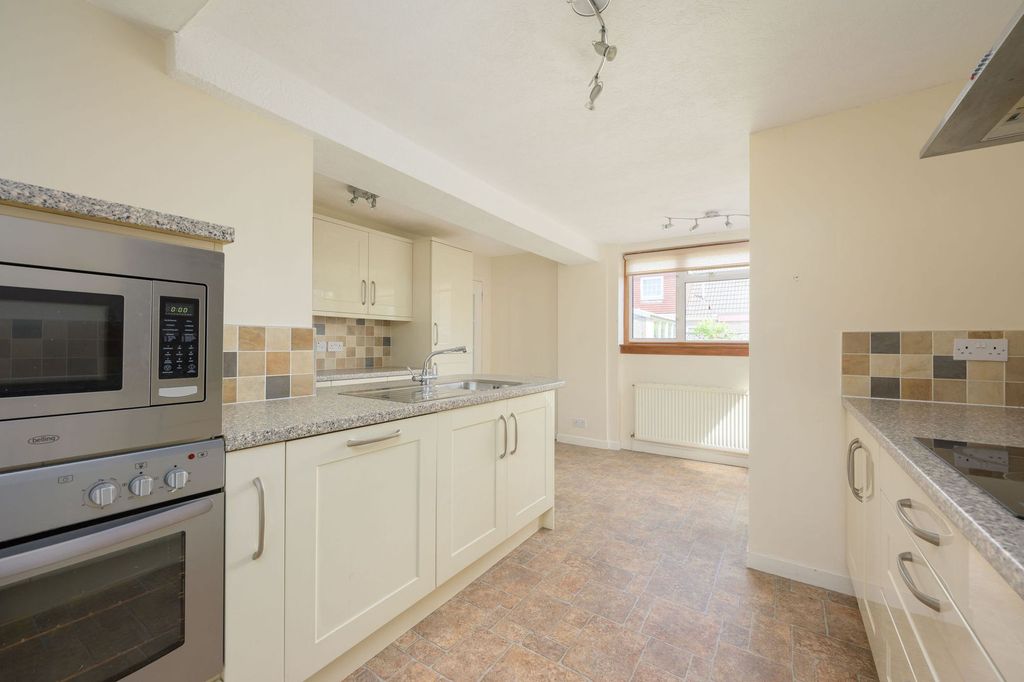 Additional image 7 of 4 bed semi-detached house for sale39 Oxgang Road, Grangemouth FK3